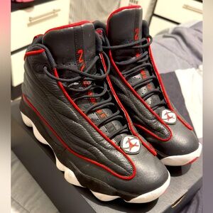 Jordan’s size 11 like new condition.